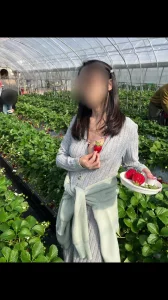 女人要么看你的钱包厚度要么看你的鸡巴长度，就是那么现实